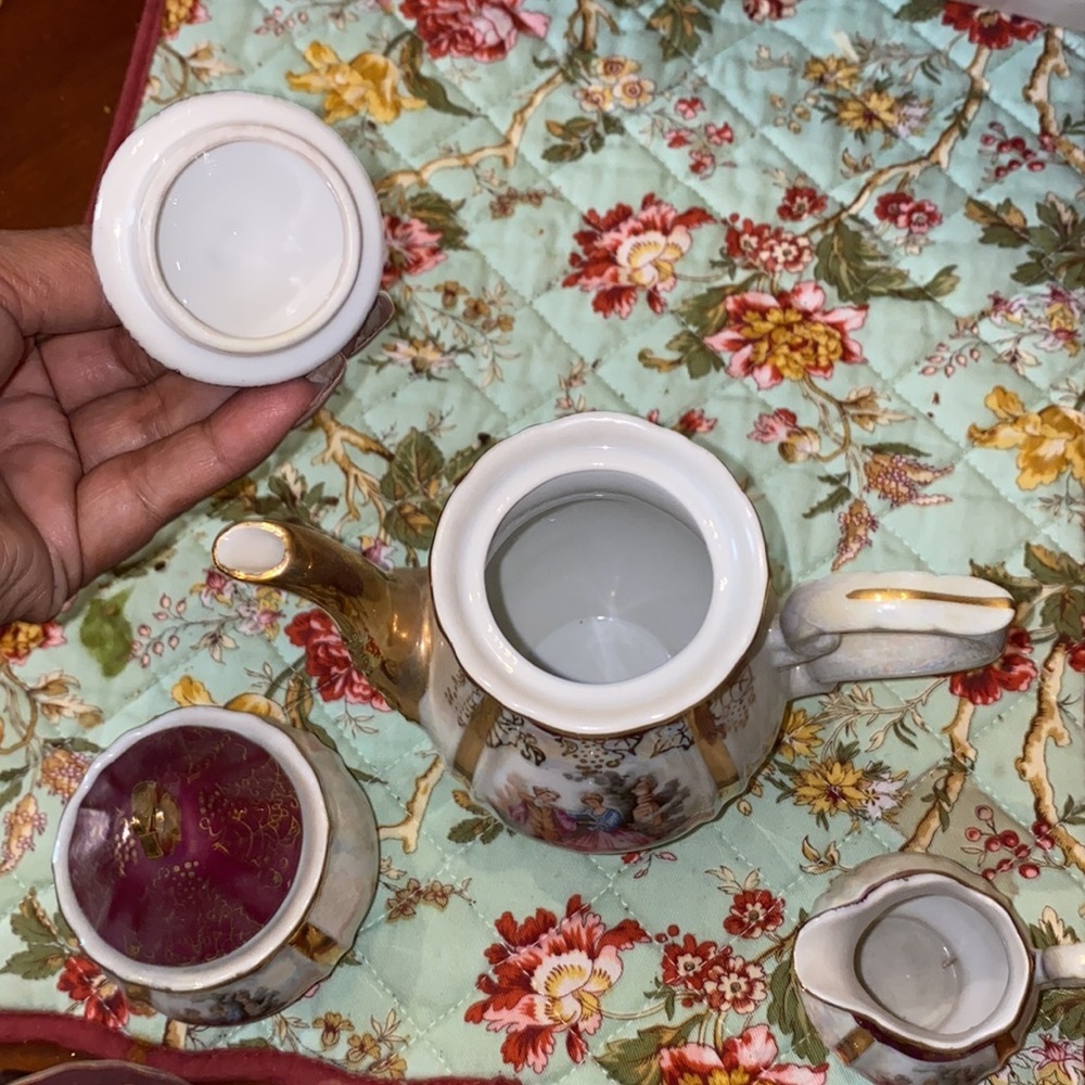 Vintage porcelain 15 pc tea set.. - Picture 6 of 7